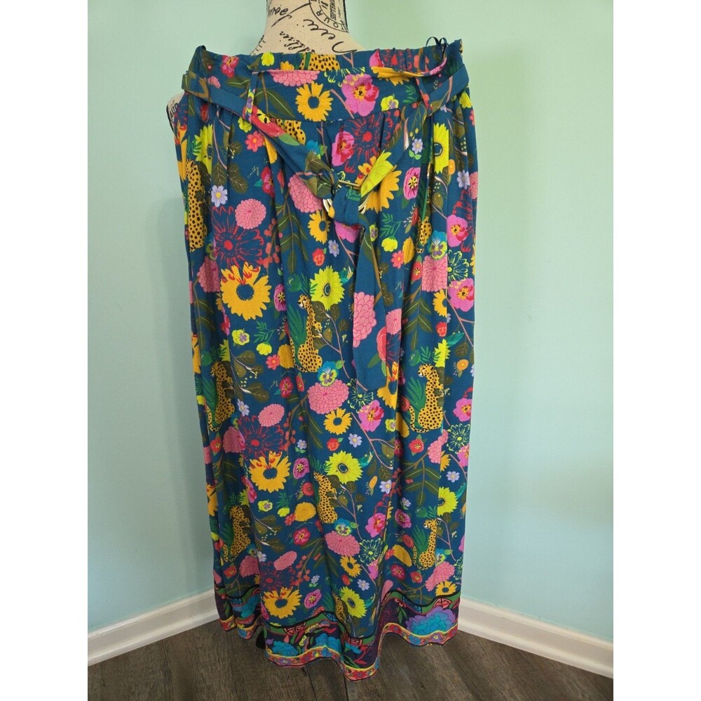 Emily Lovelock Winter Floral Skirt small belted